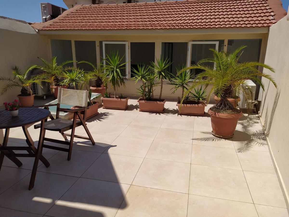 מלון העיירה רתימנו Sea Front Old Town מראה חיצוני תמונה